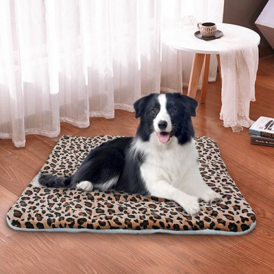 Leopard Print Christmas House Warm Soft Cushion Flannel Fleece Dog Beds Pet Blanket Pet Mats